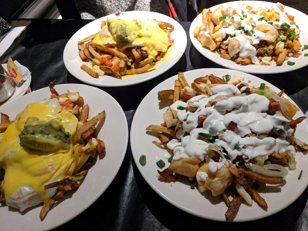 Oakwood Cafe | 660 Osborne St, Winnipeg, MB R3L 2B6, Canada | Phone: (204) 475-4250