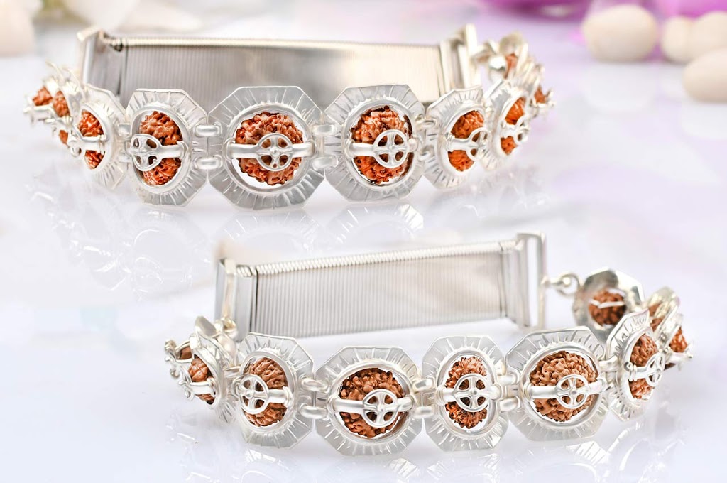 Rudraksha Ratna (Chakra Yog) | Rudraksha Ratna, 425 Britannia Rd E #137, Mississauga, ON L4Z 3E6, Canada | Phone: (647) 300-0249