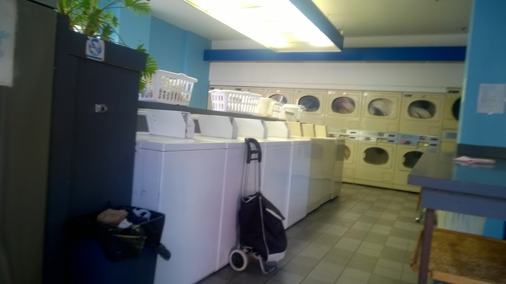 The box cleaner Soap Laundry | 1201 Rue Saint-Zotique E, Montréal, QC H2S 1N6, Canada | Phone: (514) 274-2424