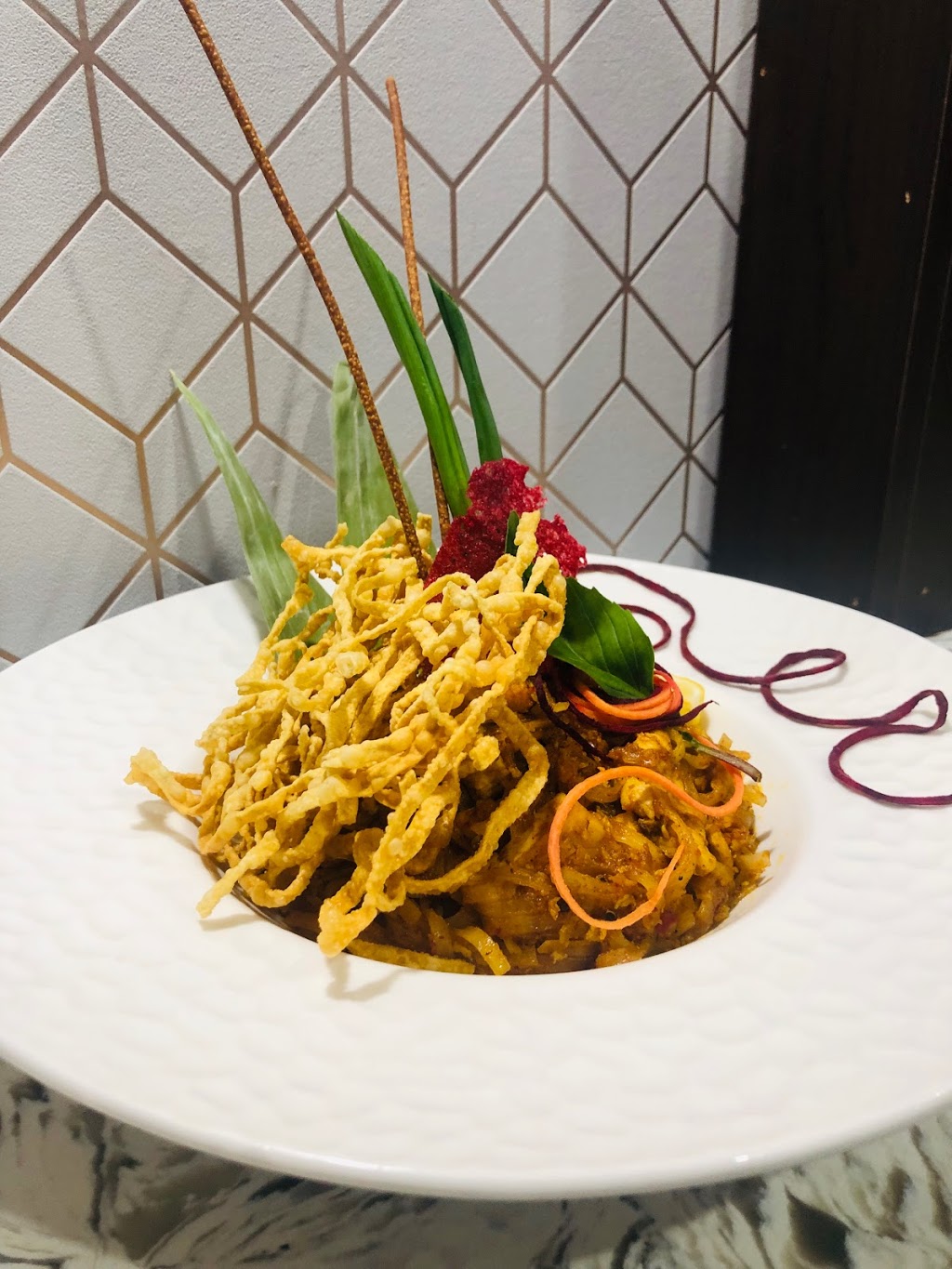Thai One on Dundas | 3132 Dundas St W, Toronto, ON M6P 2A1, Canada | Phone: (416) 516-8080