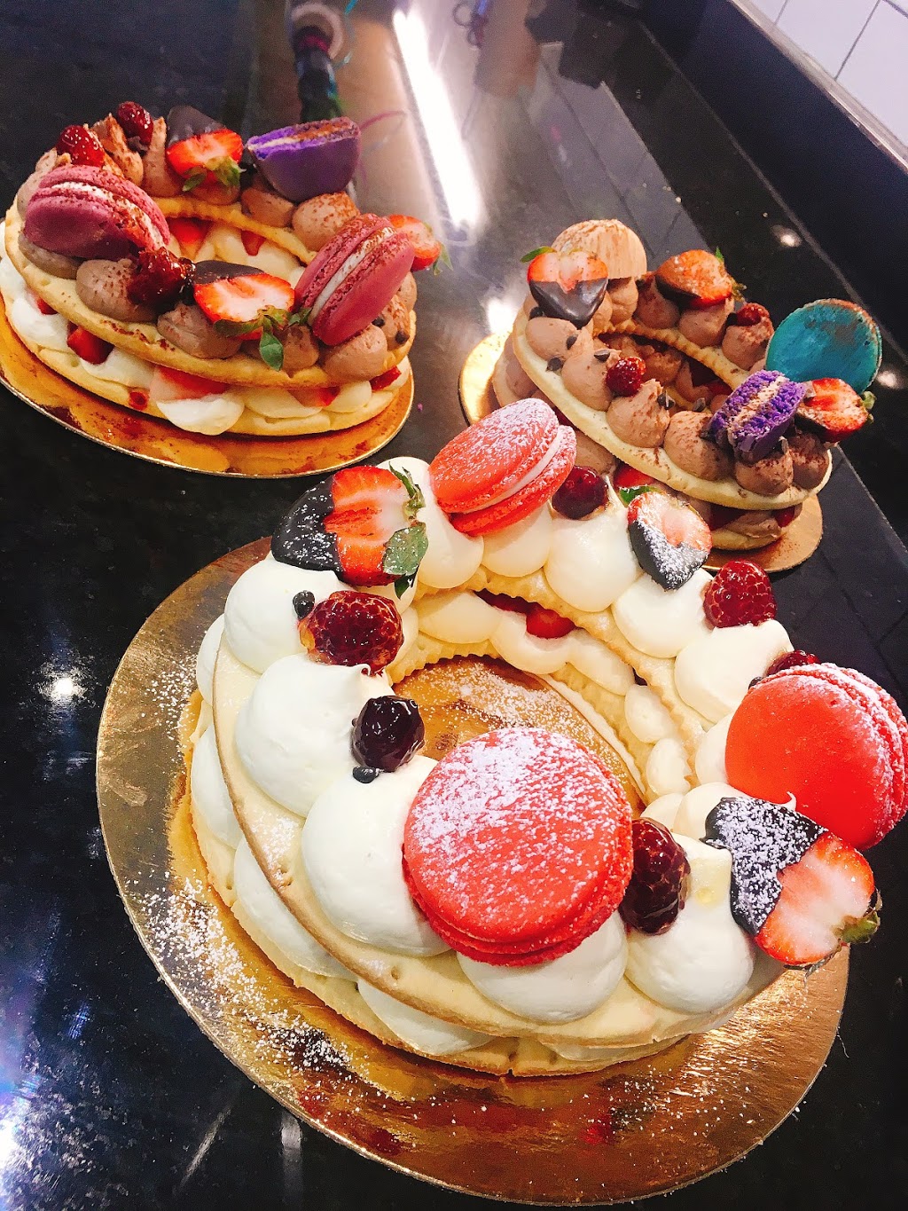 Pâtisserie Boulangerie Vimont | 2799 Boulevard René-Laennec, Laval, QC H7K 3T8, Canada | Phone: (450) 629-2324