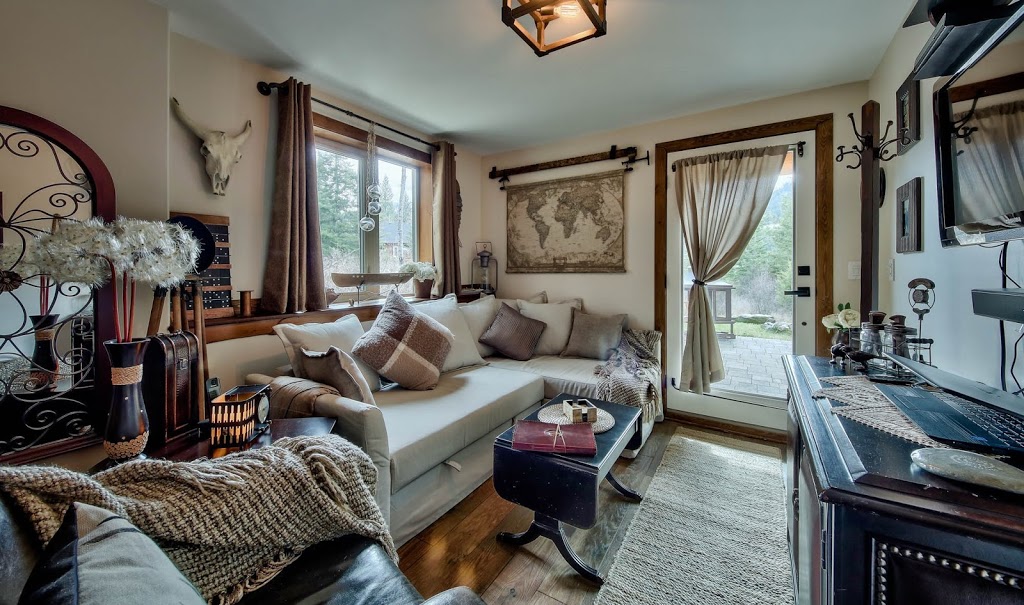 A Suite Retreat Bed and Breakfast | 7336 Cahilty Crescent, Heffley Creek, BC V0E 1Z1, Canada | Phone: (250) 578-7733