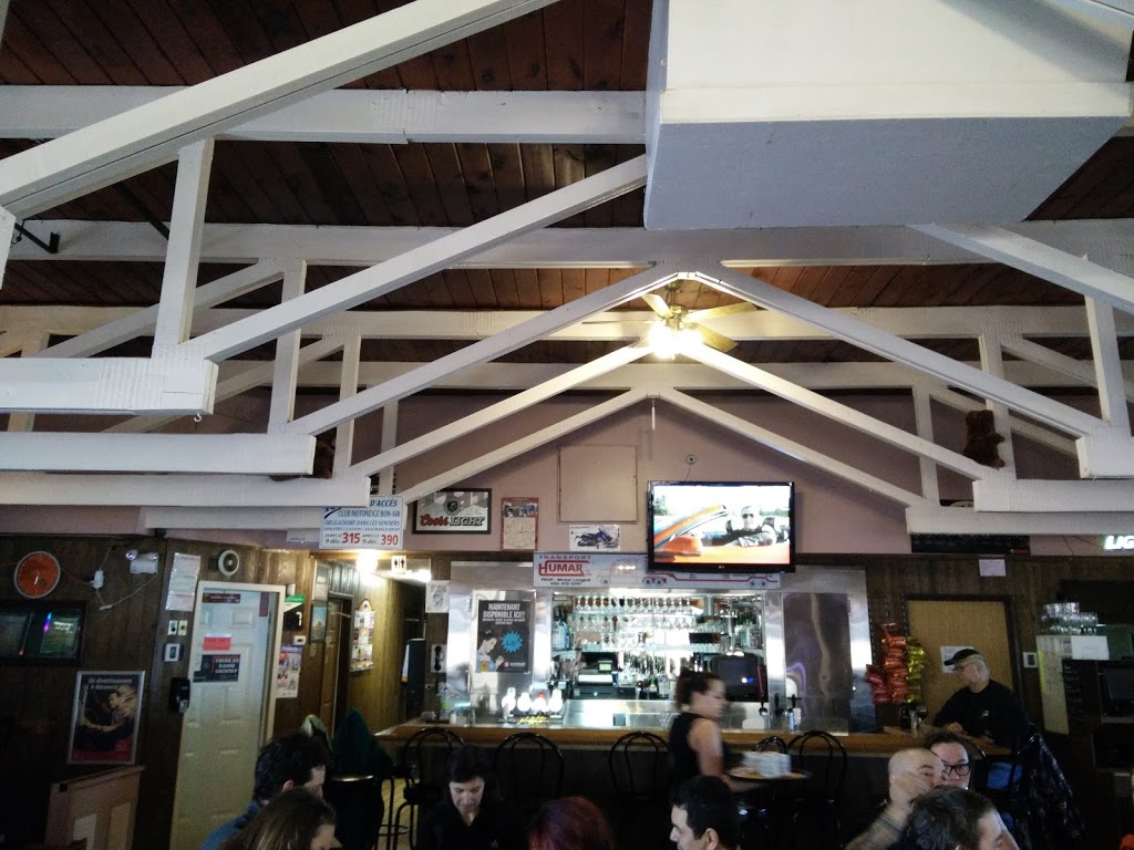 Brasserie Le Tombereau | 1387 QC-335, Saint-Lin - Laurentides, QC J5M 1Y2, Canada | Phone: (450) 439-3252