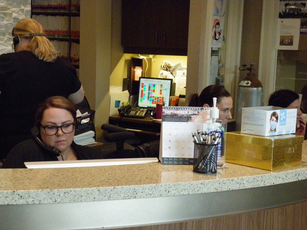 White Cedar Dental Care | 610 Huronia Rd #7, Barrie, ON L4N 0W5, Canada | Phone: (705) 737-1151