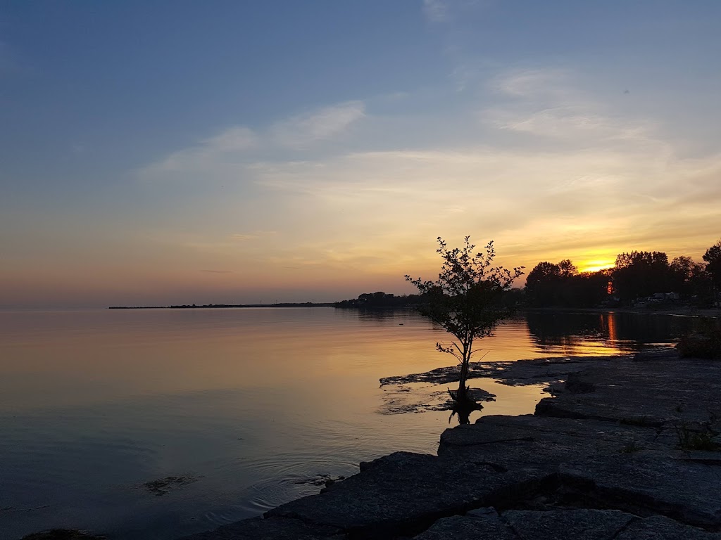 Knights Beach Resort | 2190 Lakeshore Rd, Dunnville, ON N1A 2W8, Canada | Phone: (888) 581-8775
