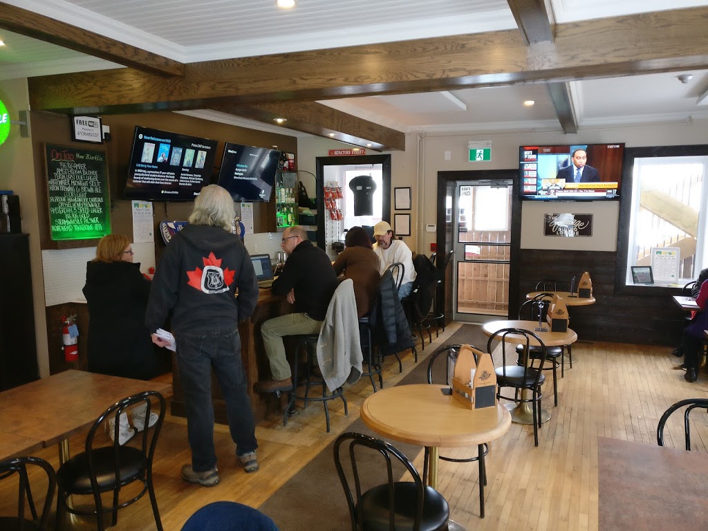 SpencerCity Bar & Grill | 11 Spencer St Unit 1, Spencerville, ON K0E 1X0, Canada | Phone: (613) 648-2337