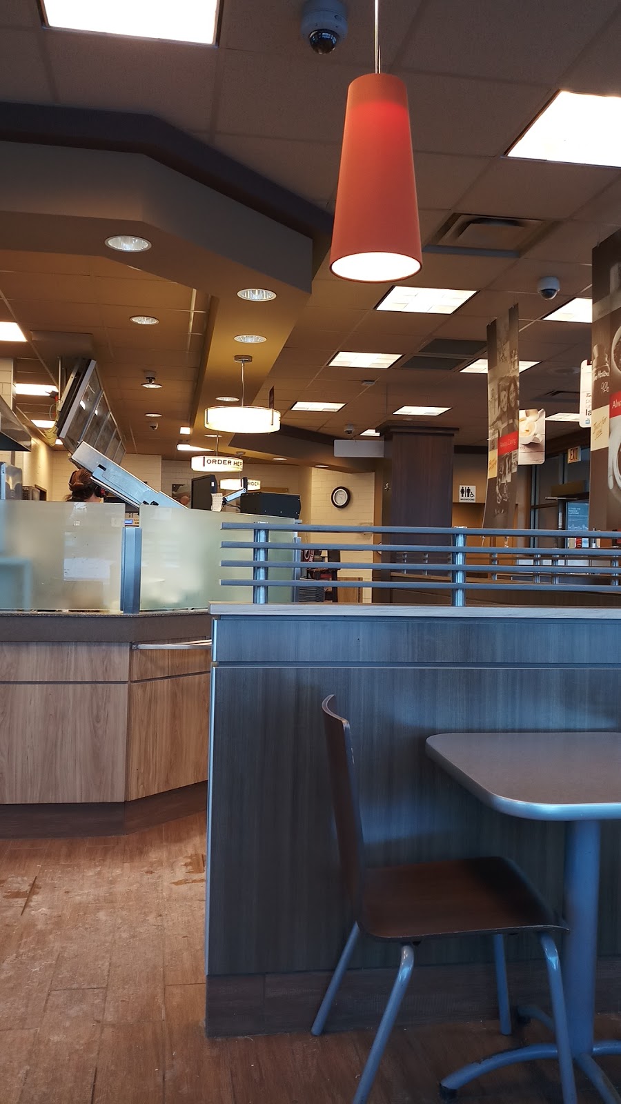 Tim Hortons | cafe | 300 Ontario St, Clinton, ON N0M 1L0, Canada | 5194828127 OR +1 519-482-8127