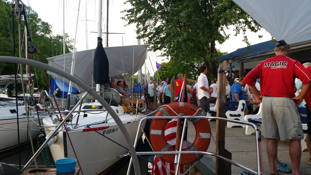 Port Dovers Premier Yacht Club | 62 River Dr, Port Dover, ON N0A 1N7, Canada | Phone: (519) 583-3342