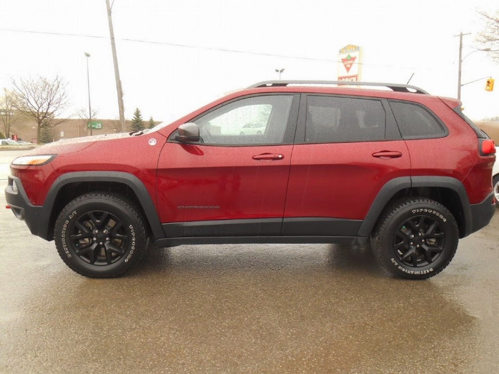 Paul Tinney Auto Sales | 801 Clonsilla Ave, Peterborough, ON K9J 5Y2, Canada | Phone: (705) 743-9881
