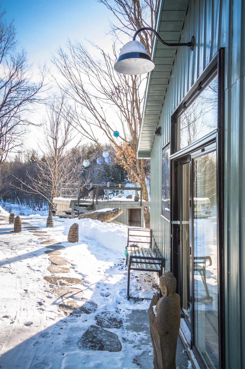 Villa Nao | 768 Rang Sainte-Geneviève, Roxton Falls, QC J0H 1E0, Canada | Phone: (450) 548-2797