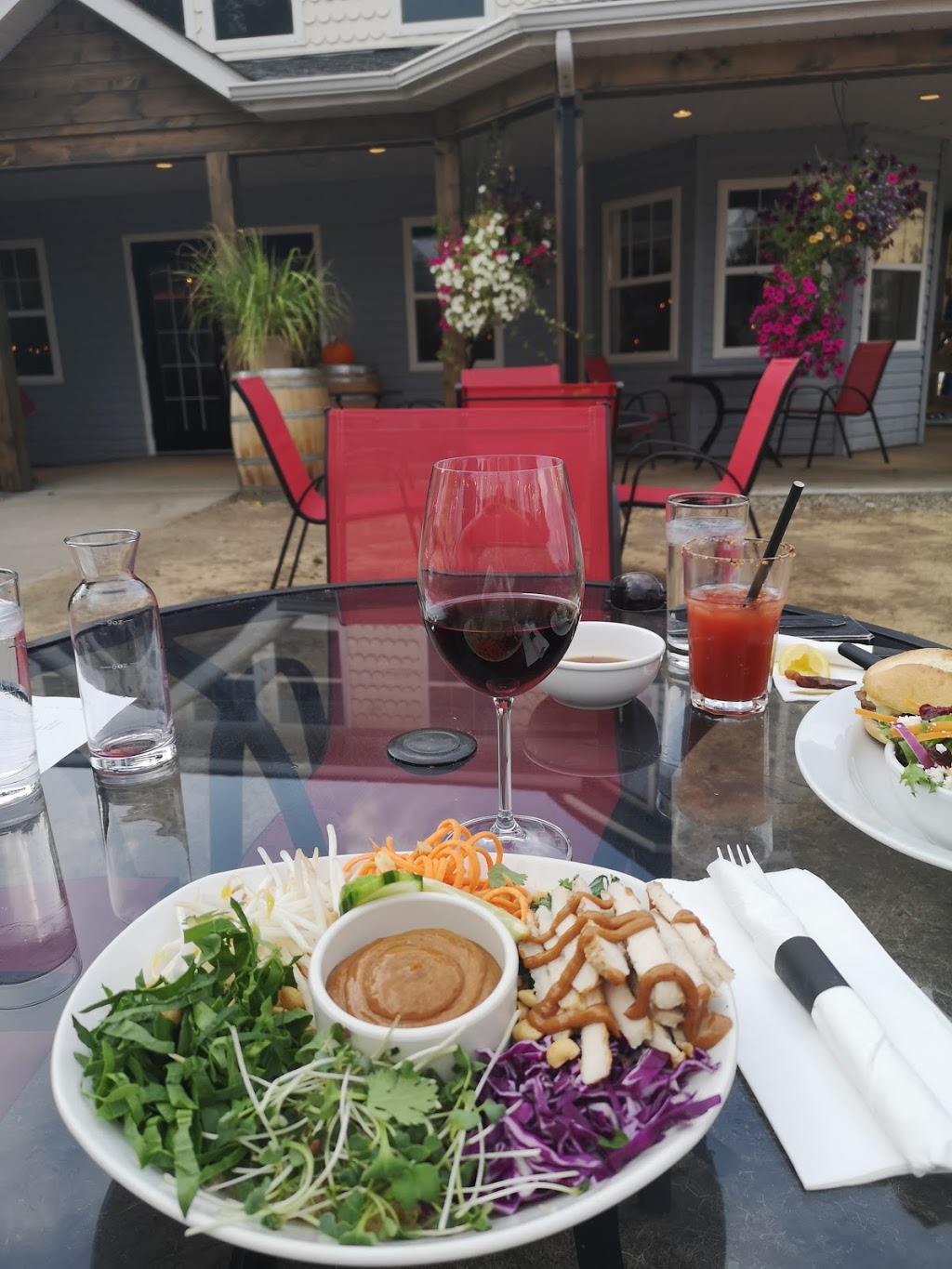 Keg & Kettle Grill | 607 Eighth Ave, Midway, BC V0H 1M0, Canada | Phone: (236) 354-0024