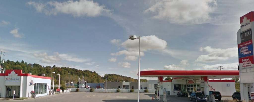 Petro-Canada | 1375 Boulevard Moody, Terrebonne, QC J6X 4C8, Canada | Phone: (450) 471-3908