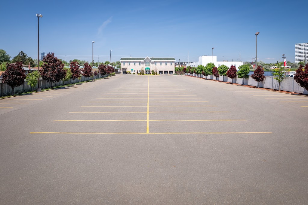 Scott Funeral Home - Mississauga Chapel | 420 Dundas St E, Mississauga, ON L5A 1X5, Canada | Phone: (905) 272-4040