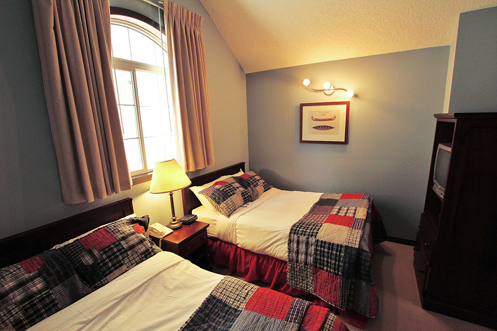 Mystic Springs Chalets & Hot Pools | 140 Kananaskis Way, Canmore, AB T1W 2X2, Canada | Phone: (403) 961-0059