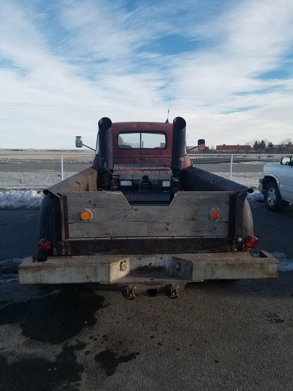 Starfire Autobody | 957 9 Ave, Carstairs, AB T0M 0N0, Canada | Phone: (403) 337-0060