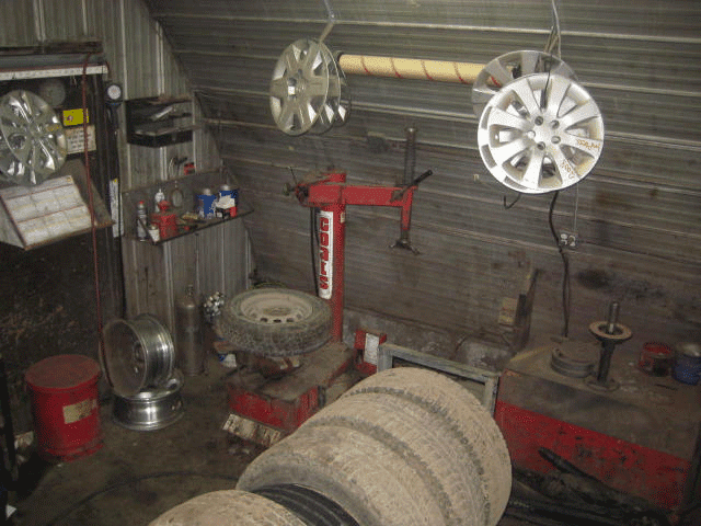 pieces auto laplaine | 9400 Bd Laurier, Terrebonne, QC J7M 1V1, Canada | Phone: (450) 478-5541