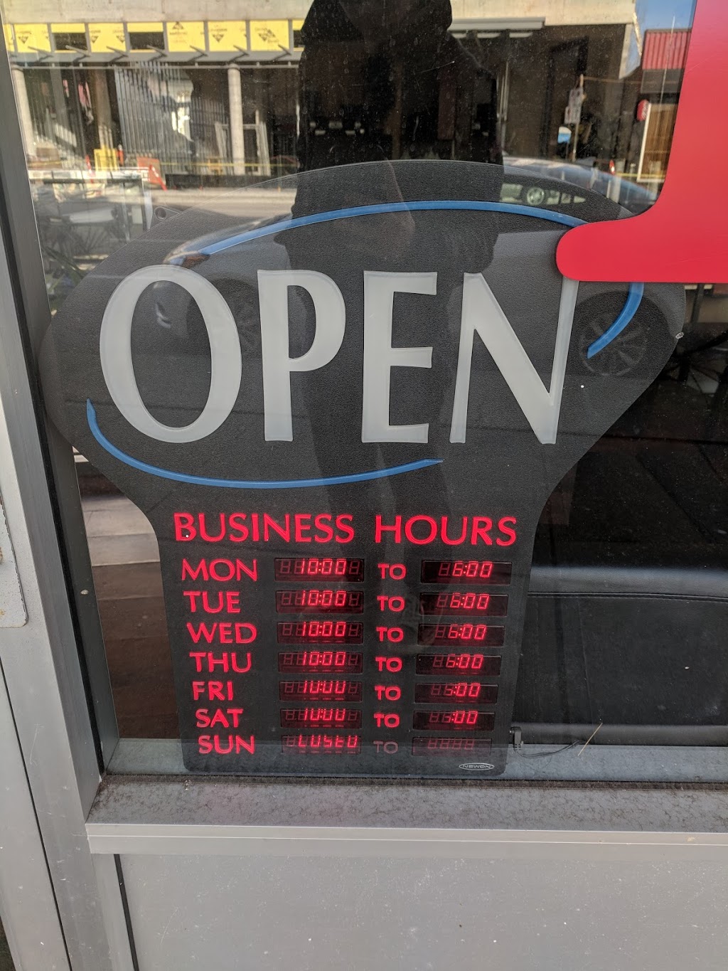 Red Rose Beauty Hair Salon | 4226 Hastings St, Burnaby, BC V5C 2J6, Canada | Phone: (604) 299-9657
