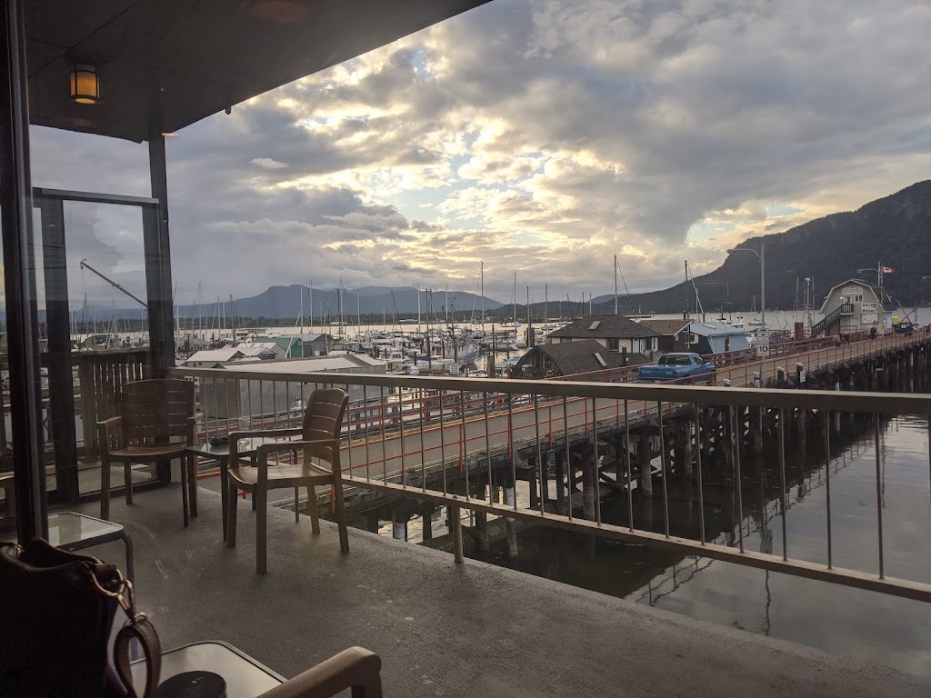Cow Bay Marine Pub Inc | 1695 Cowichan Bay Rd, Cowichan Bay, BC V0R 1N0, Canada | Phone: (250) 748-2330
