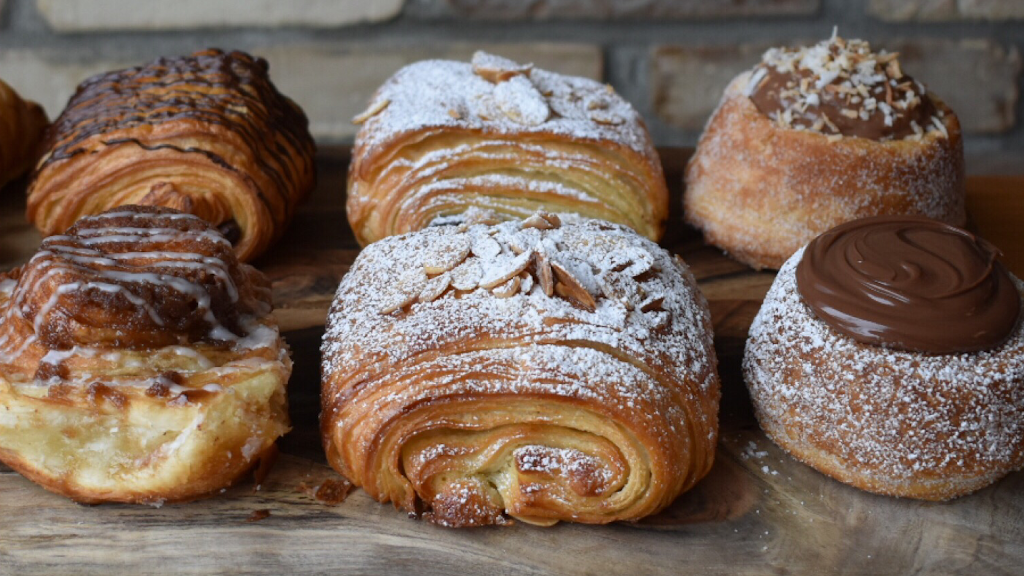 Nutmeg Bakeshop | 256 Main St S, Newmarket, ON L3Y 3Z5, Canada | Phone: (289) 796-1802