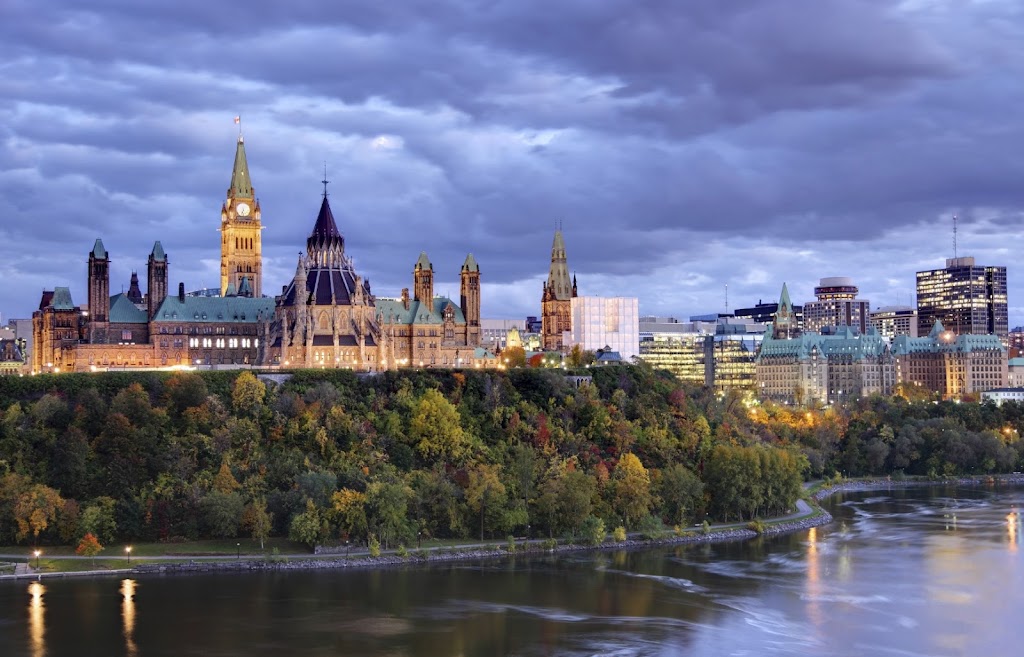 Ottawa Capital Properties | 1827 Woodward Dr #311, Ottawa, ON K2C 0P9, Canada | Phone: (613) 808-6756