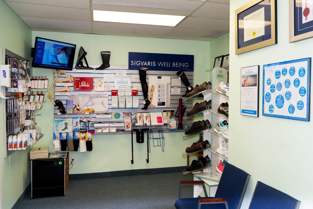 The Footcare Centre - Chiropodist | 4256 Portage Rd #302, Niagara Falls, ON L2E 6A4, Canada | Phone: (905) 357-0214