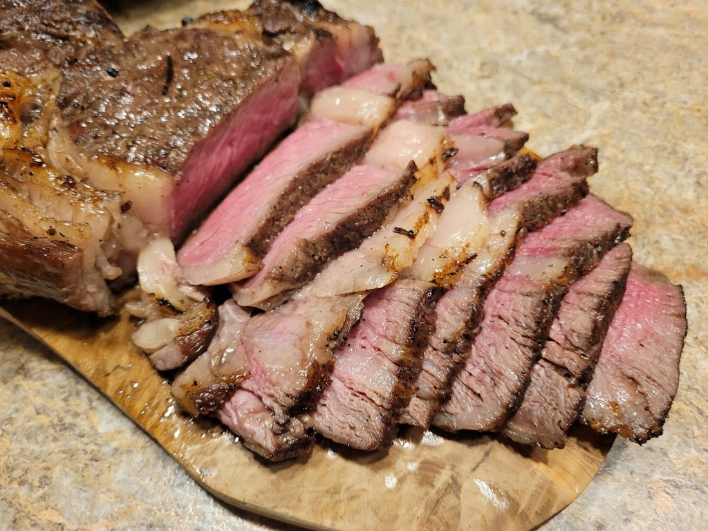 Almonte Butcher Shop | 14 Industrial Dr, Almonte, ON K0A 1A0, Canada | Phone: (613) 256-1444