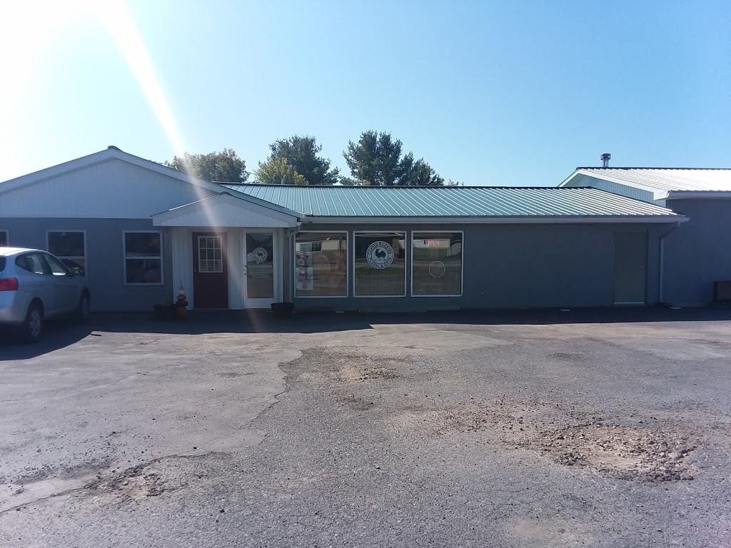 Copper Rooster Floral & Gifts | 2585 State Route 11, Mooers, NY 12958, USA | Phone: (518) 236-8888