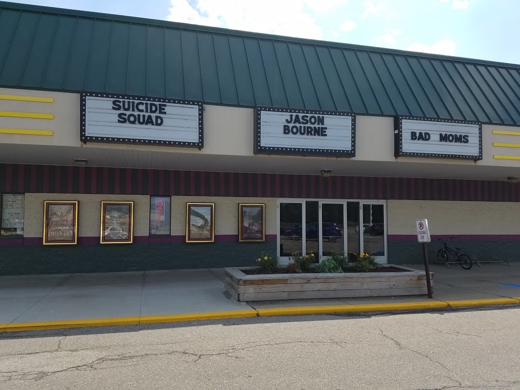 Riverside Cinemas | 6746 River Rd, Marine City, MI 48039, USA | Phone: (810) 765-1500