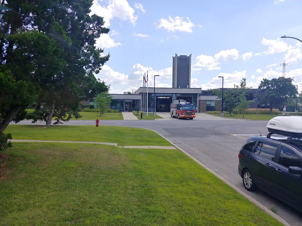 Caserne 71 | 5500 Ch du Bois Franc, Saint-Laurent, QC H4S 1A9, Canada | Phone: (514) 337-8451