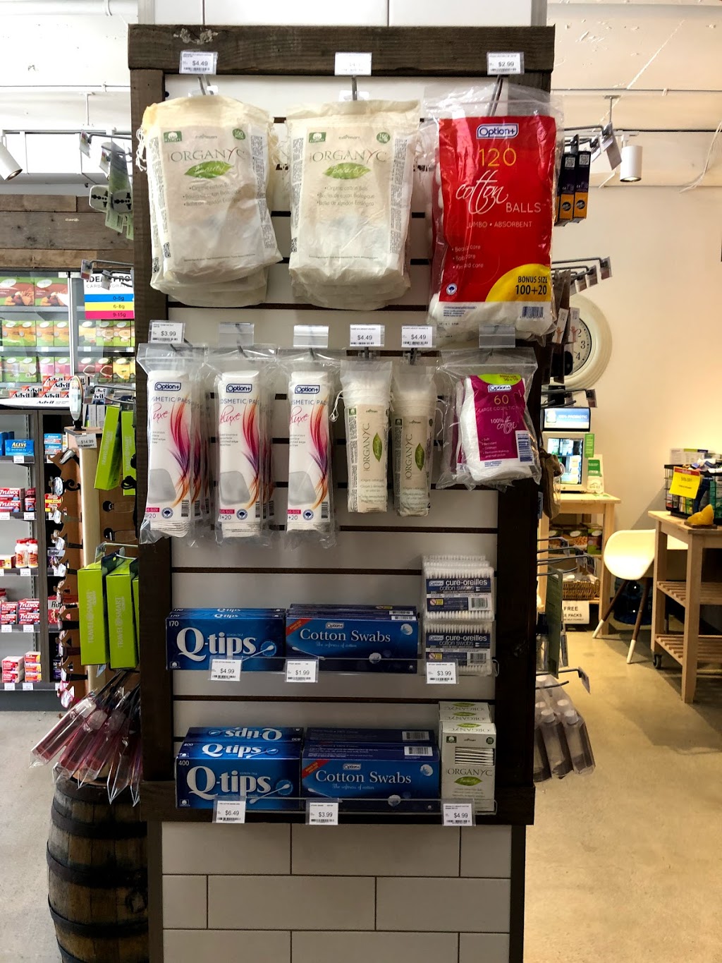 The Pharmacy - Westview | 2601 Westview Dr #760, North Vancouver, BC V7N 3X4, Canada | Phone: (604) 986-2292