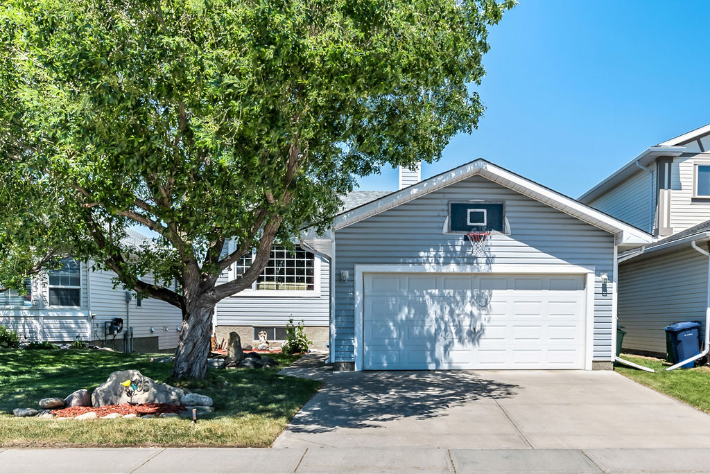 Joyce ONeill ReMax Southern Realty | 35 8 Ave SE, High River, AB T1V 1E8, Canada | Phone: (403) 998-0879