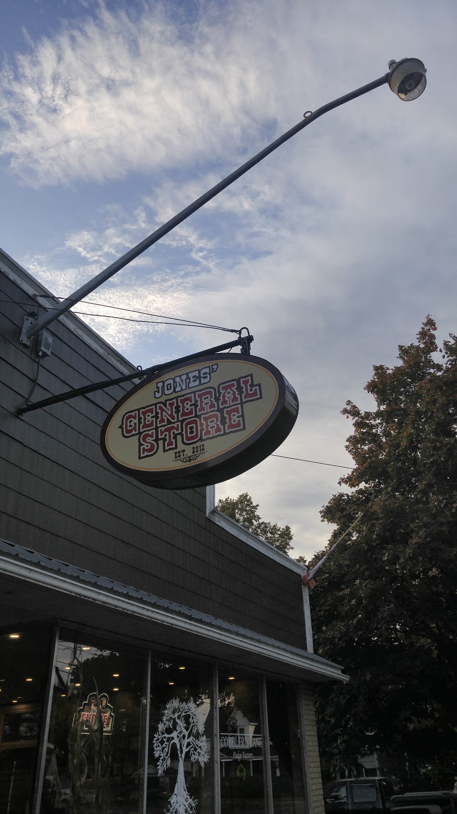 Jones General Store | 9 Bridge St, Apohaqui, NB E5P 3P4, Canada | Phone: (506) 434-4948