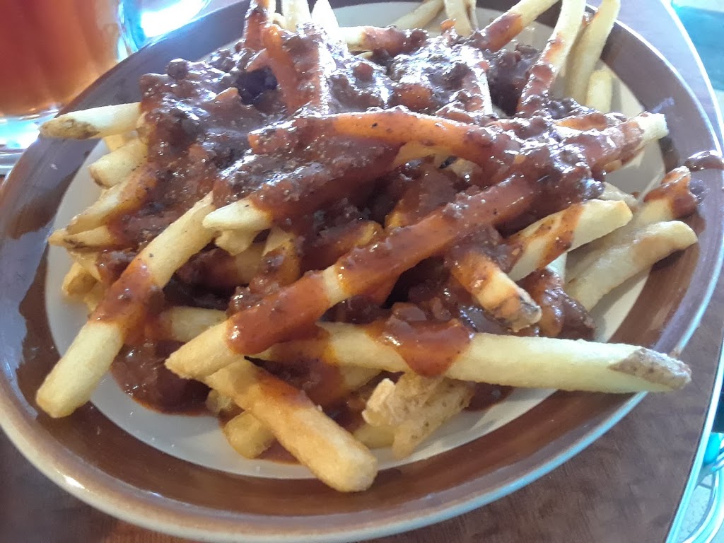 A&W Restaurant | 208 N Main St, Yale, MI 48097, USA | Phone: (810) 387-4052