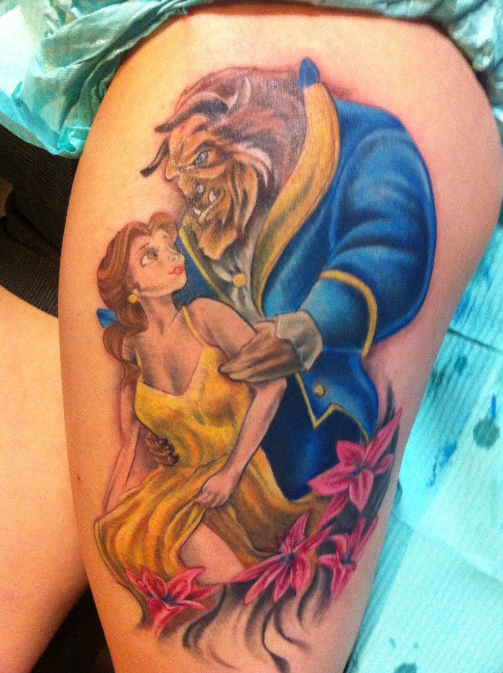 DistINKtive ArtsStudio | 73 Brant Ave, Brantford, ON N3T 3H2, Canada | Phone: (226) 400-1405