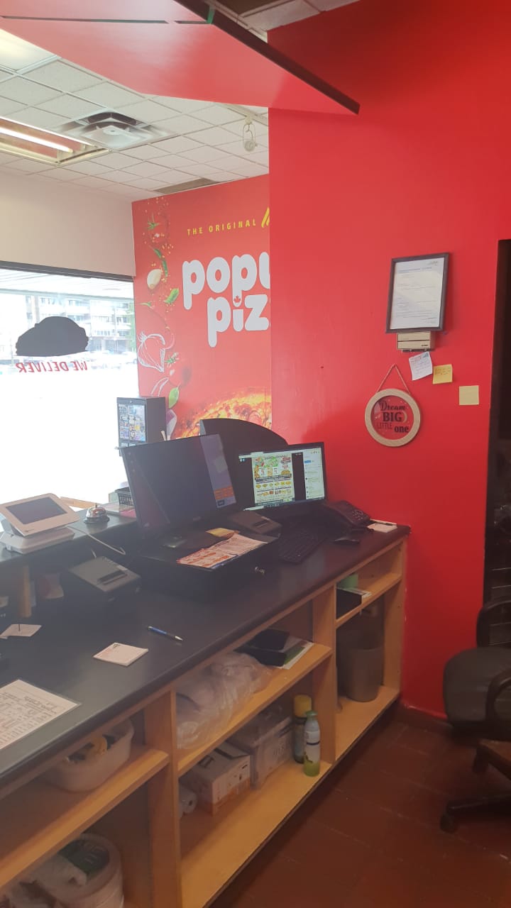 popular pizza | 672 Woolwich St, Guelph, ON N1H 3Z1, Canada | Phone: (519) 904-4242