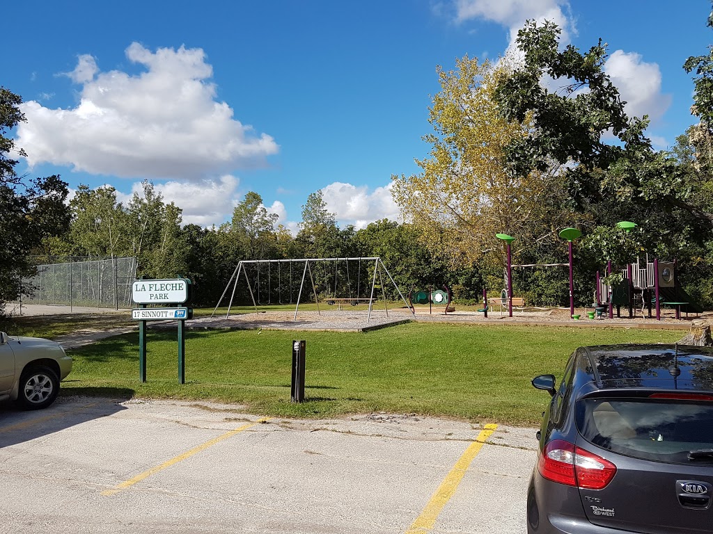 La Fleche Park | Winnipeg, MB R3R 2C8, Canada
