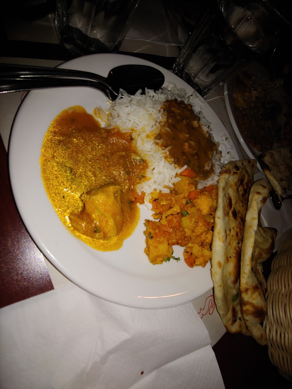 Restaurant Royale Punjab | 752 Rue Jarry O, Montréal, QC H3N 1G6, Canada | Phone: (514) 278-8777