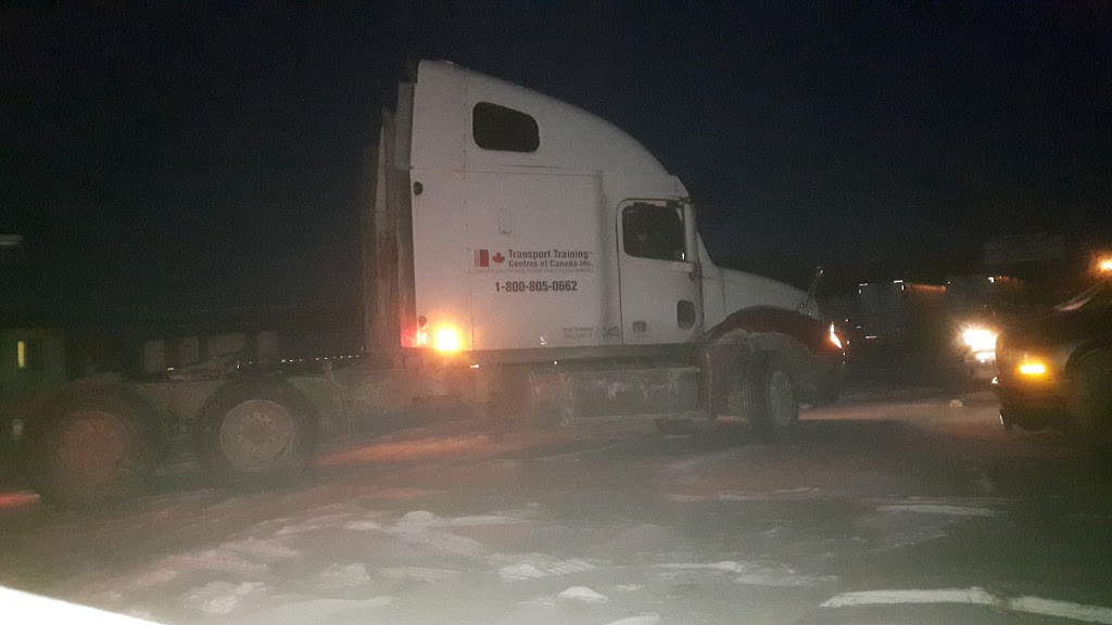 Peterborough Truck & Trailer | 0G5, 2341 Whittington Dr, Peterborough, ON K0L, Canada | Phone: (705) 742-4984