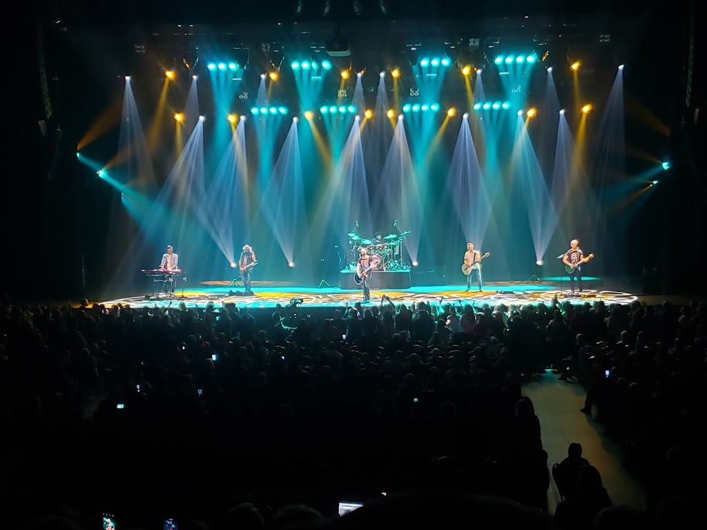 Entertainment Centre | 5899 Rama Rd, Orillia, ON L3V 6H6, Canada | Phone: (705) 329-3325