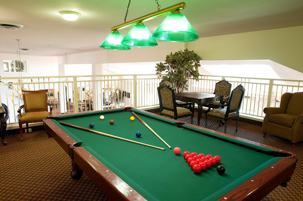 Court At Laurelwood Retirement Residence | 605 Laurelwood Dr, Waterloo, ON N2V 2W7, Canada | Phone: (519) 725-2442