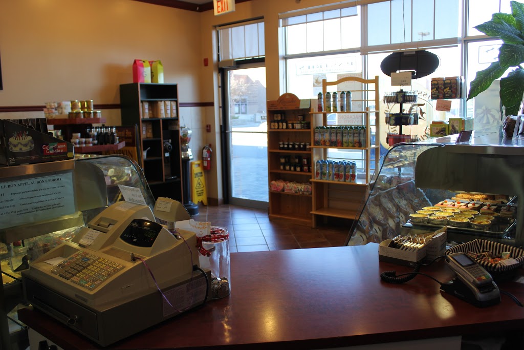 Delice Royal | 900 Watters Rd #7, Orléans, ON K4A 3A1, Canada | Phone: (613) 830-2388