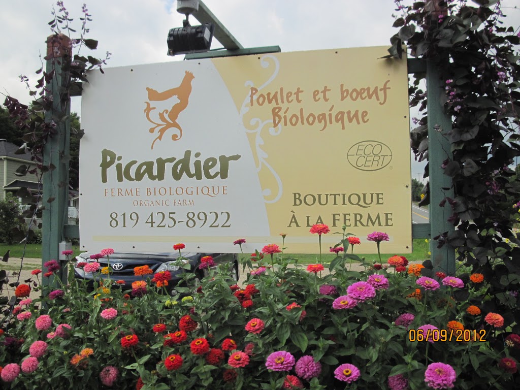 Ferme Picardier | 27 QC-323, Brébeuf, QC J0T 1B0, Canada | Phone: (819) 425-8922