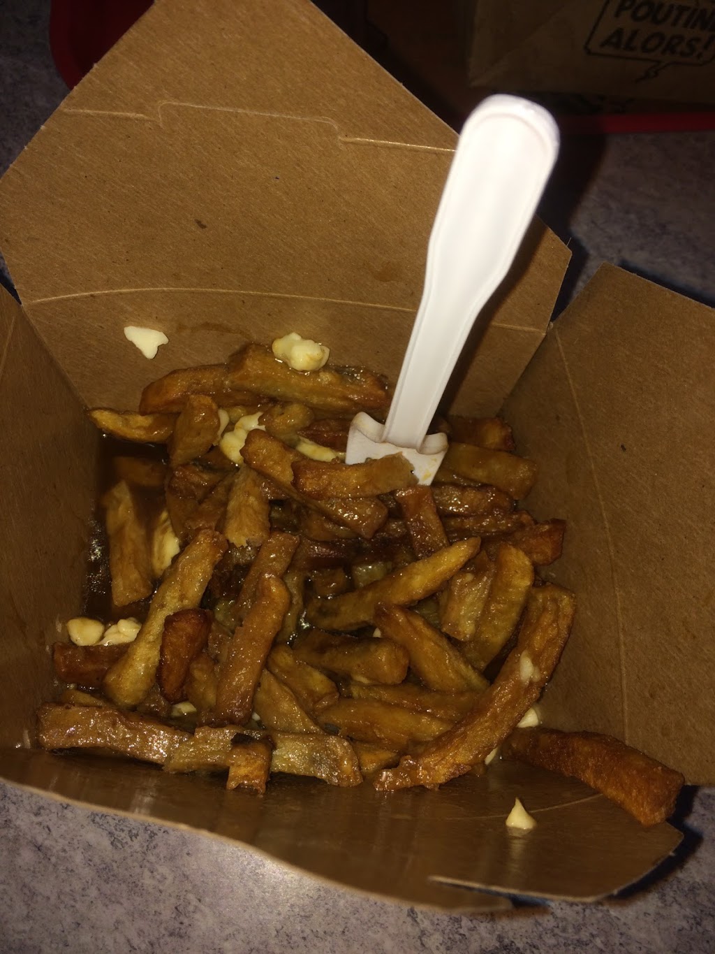 Frite Alors - Vieux Port | 2 Rue de la Commune E, Montréal, QC H2Y 4B2, Canada | Phone: (514) 718-7660