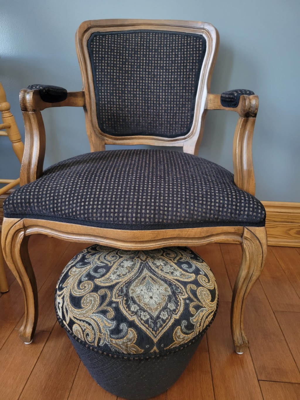 Upholstery Depot | furniture store | 7050, 2, Napanee, ON K7R 3K6, Canada | 5197600433 OR +1 519-760-0433