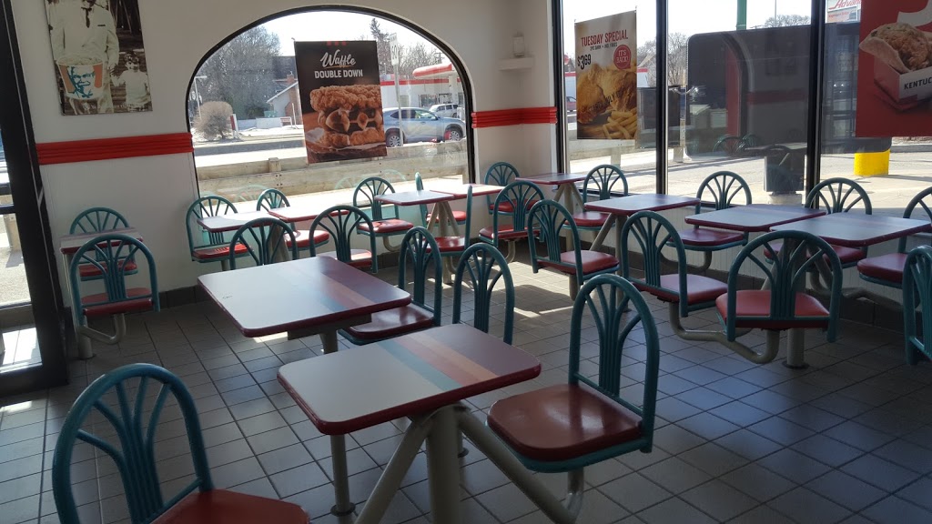 Taco Bell | 1275 Portage Ave, Winnipeg, MB R3G 0T8, Canada | Phone: (204) 987-8004