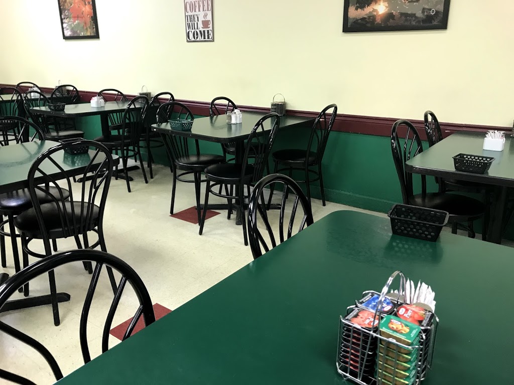 Gongas Grill | 3098 Falconbridge Highway, Garson, ON P3L 1P5, Canada | Phone: (705) 693-9304