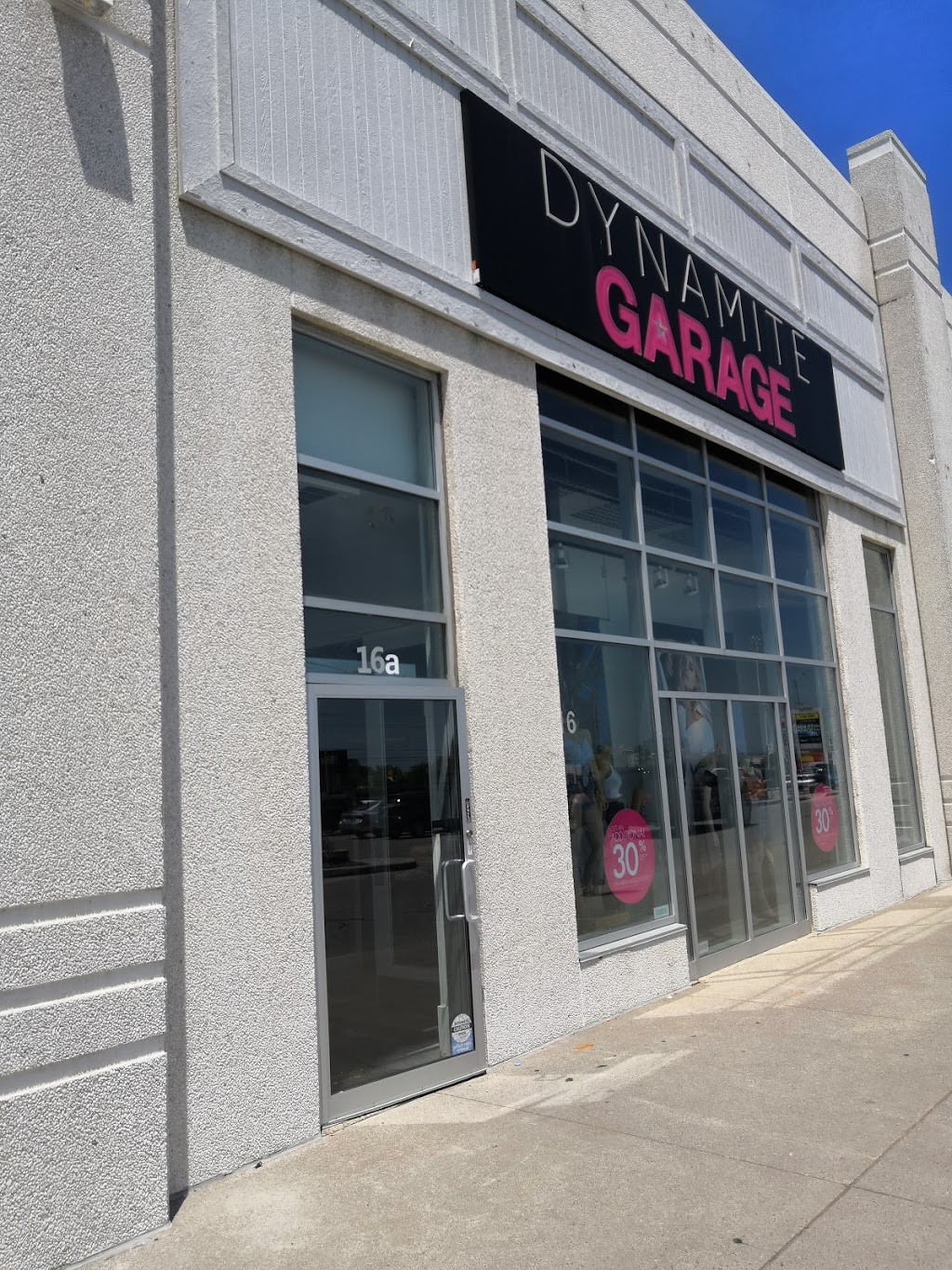 Dynamite | 6075 Mavis Rd, Mississauga, ON L5R 4G6, Canada | Phone: (905) 712-1995