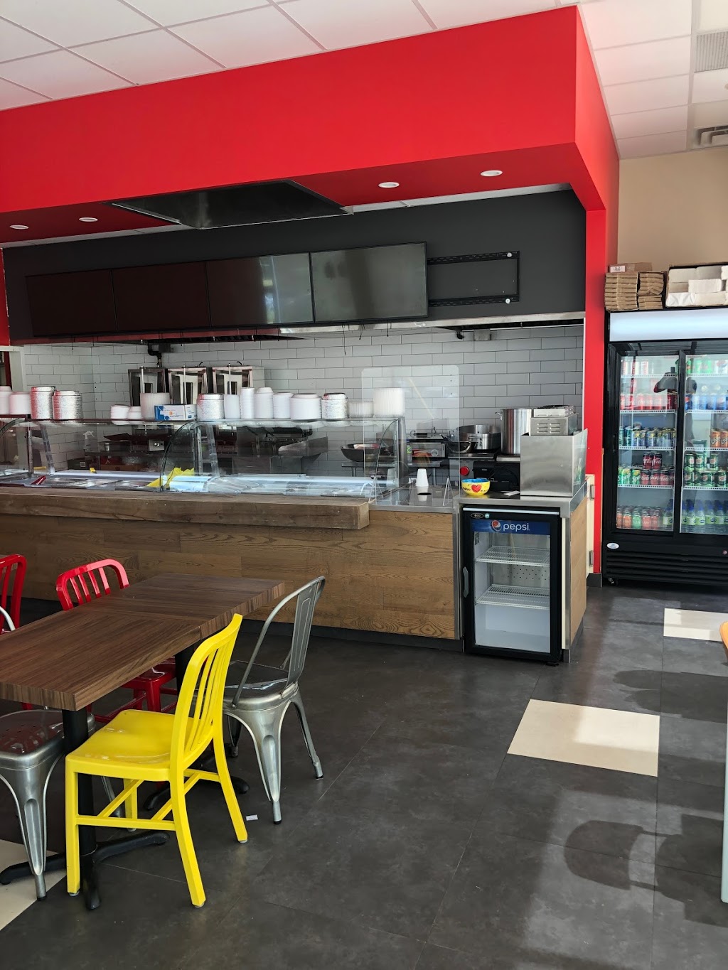 Chef Taouk | 1120 Rue Principale E, Sainte-Agathe-des-Monts, QC J8C 1L8, Canada | Phone: (819) 774-1877