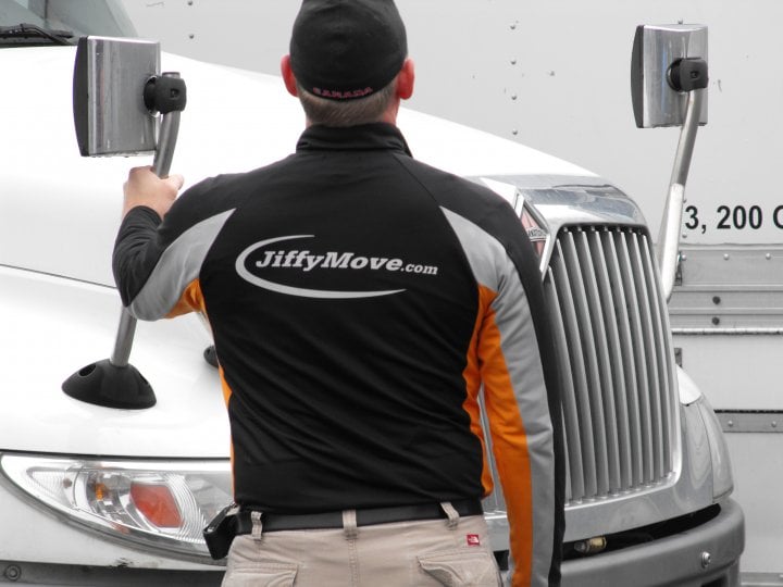 Jiffy Move | 7866 Express St, Burnaby, BC V5A 1T4, Canada | Phone: (778) 397-6683