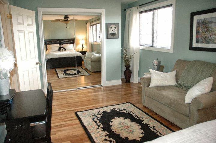 An Angels Wing (near Hospitals) Bed and Breakfast Inn | 678 Chapman Blvd, Ottawa, ON K1G 1T6, Canada | Phone: (613) 736-7387